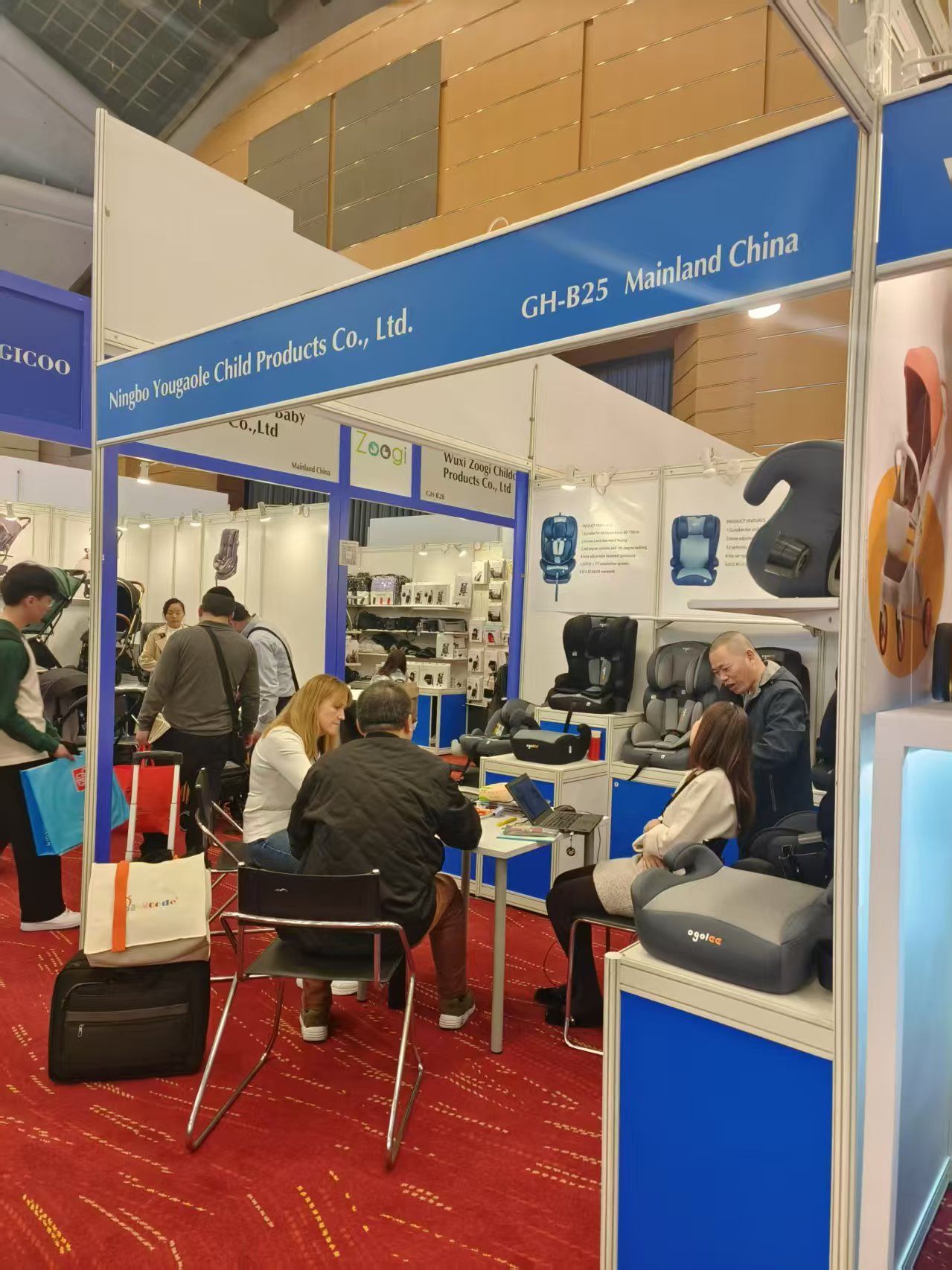 Ningbo Yougaole debutta alla mostra internazionale di Hong Kong del 2024 Ningbo Yougaole debutta alla mostra internazionale di Hong Kong del 2024